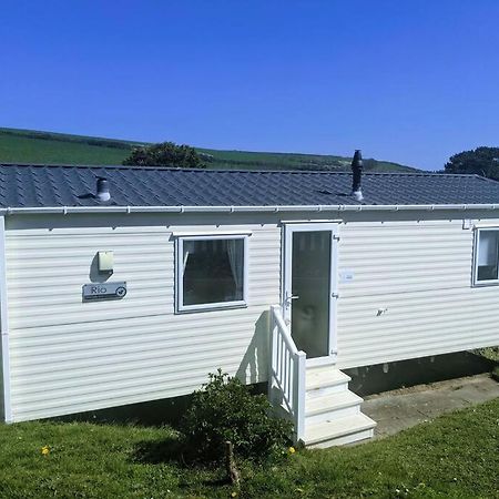 Large 4 Person Couples And Family Caravan In Newquay Bay Resort Eksteriør billede