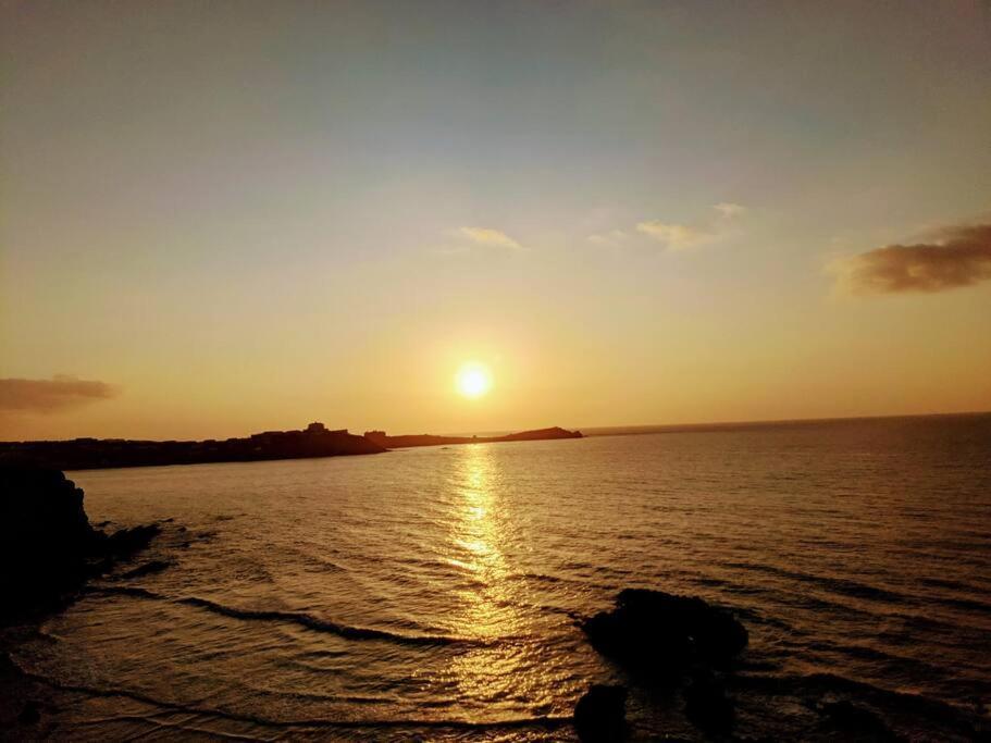 Large 4 Person Couples And Family Caravan In Newquay Bay Resort Eksteriør billede